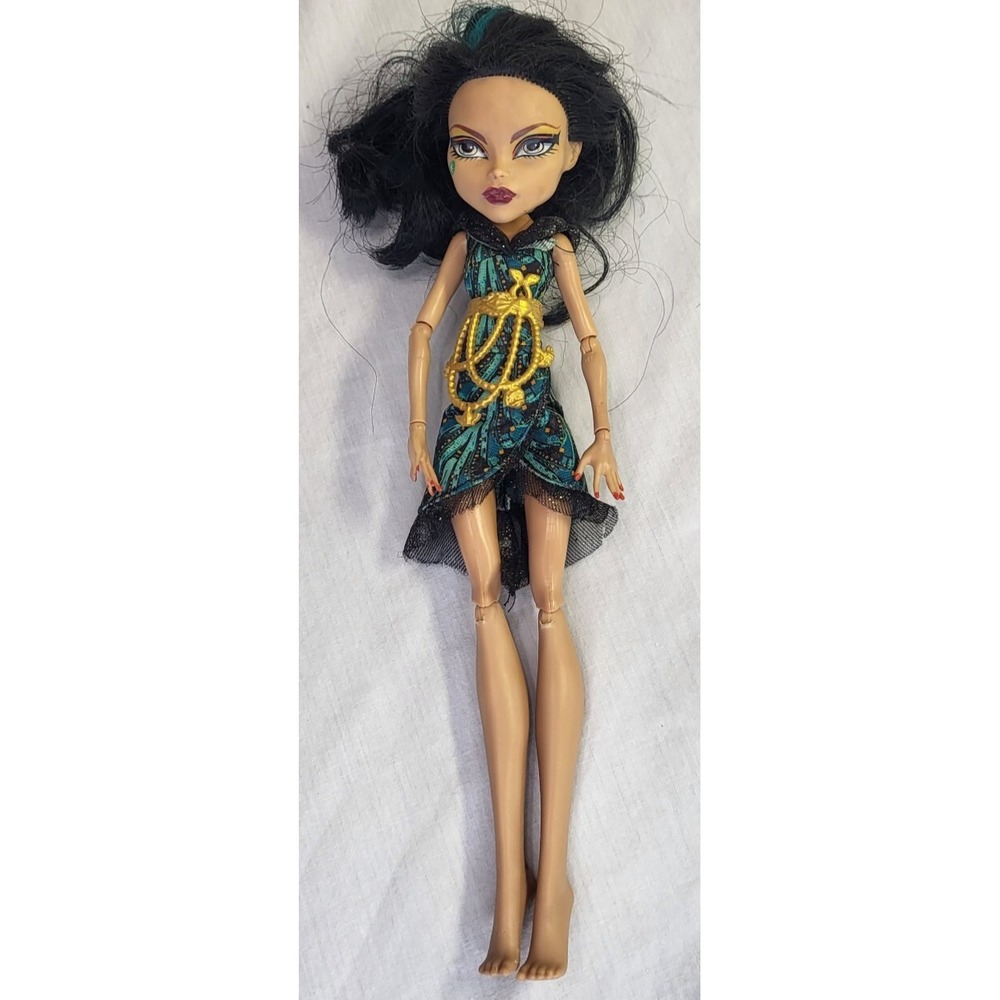 Mattel Monster High Cleo De Nile Doll 2008 Frights Camera Action Black Carpet